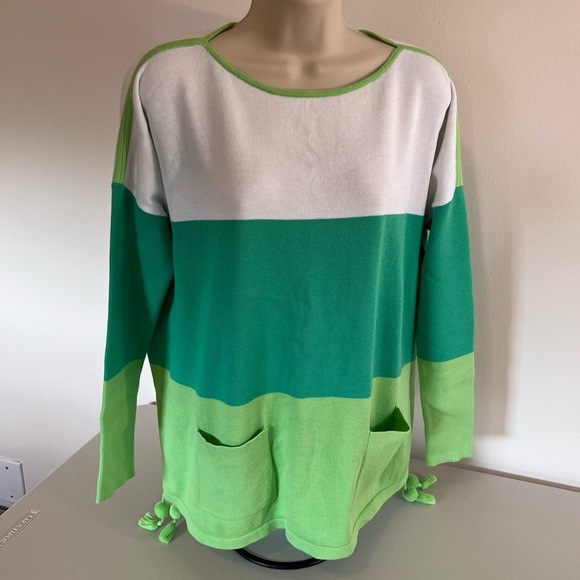 Lilly Pulitzer Sweater - Picture 1 of 4